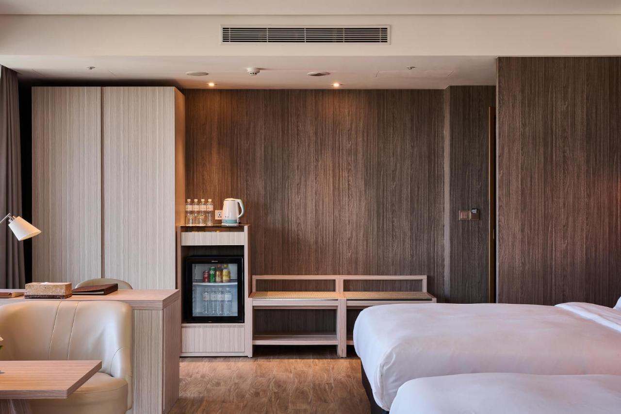 Cuncyue Hot Spring Resort Luodong Buitenkant foto A room at the hotel
